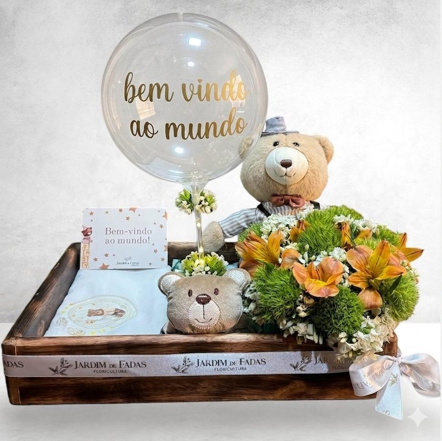 Kit Maternidade com arranjo, pelúcia, naninha, fralda, chocolate e balão em Petrolina e Juazeiro